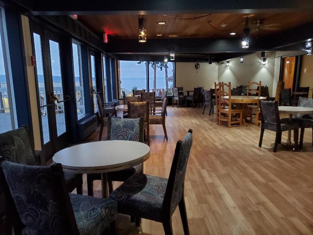 海滩花园海滨度假酒店 鲍威尔河 外观 照片